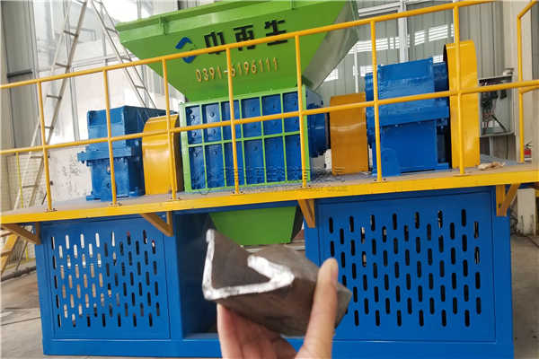 金屬撕碎機(jī)的生產(chǎn)過(guò)程及特點(diǎn)