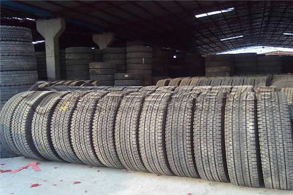 廢舊輪胎撕碎回收再利用,無(wú)污染且?guī)?lái)價(jià)值
